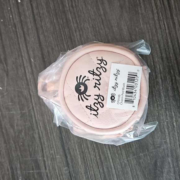 Itzy Ritzy Accessories Pacifier Holder Poshmark